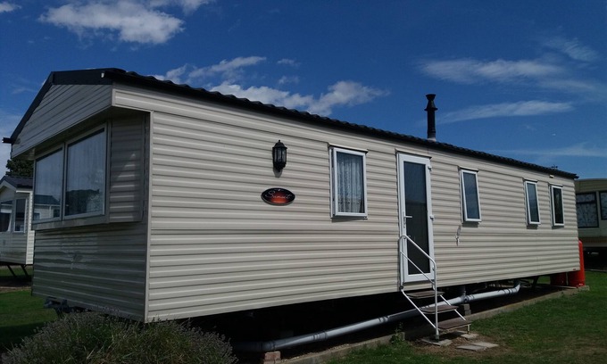 Clacton-on-Sea House | 2013 Willerby Sunset Static Caravan Holiday Home
