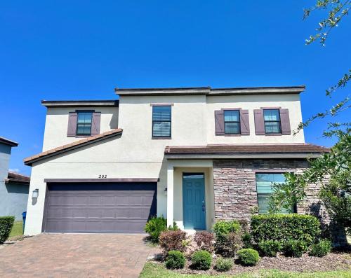 Haines City House | 202KB - Balmoral Resort