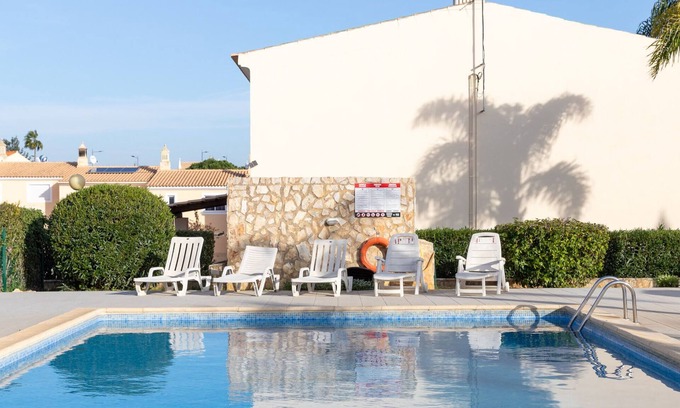 Albufeira House | #208 Families Only - Tranquility House