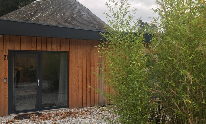Bouchemaine Cottage | 21-Cottage-Family-Ensuite with Shower-Garden view