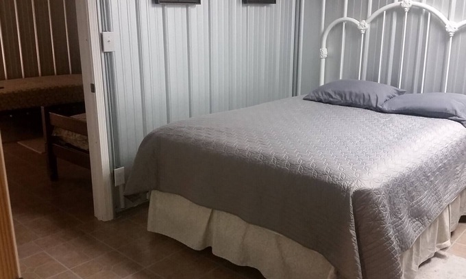 Paris House | 210.00 per night.