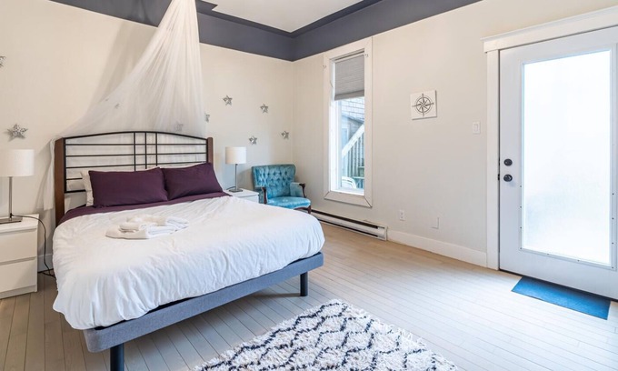 South End Apartment | 210 Comfortable Escape Suite