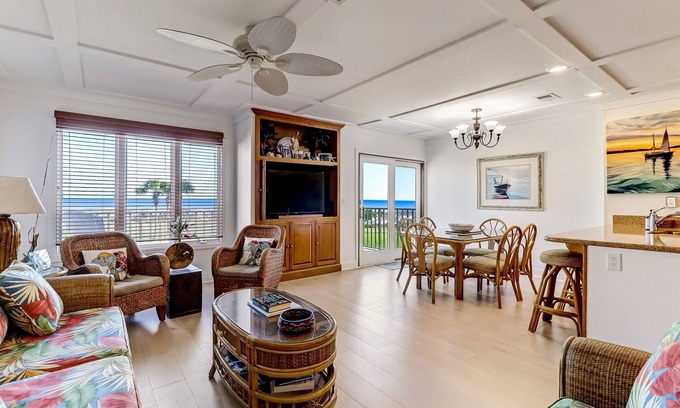American Beach Condo | 211 Sailmaker Anchors Away