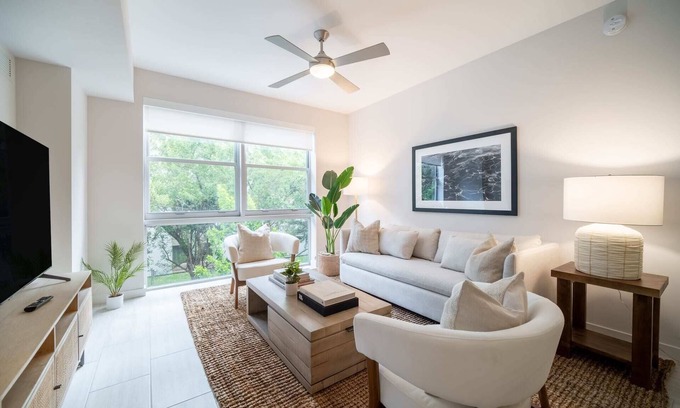 Glenvar Heights Apartment | #211 - Tucker Dadeland
