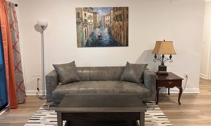 Daphne Condo | 2144 New Bayfront Condo overlooking Mobile Bay