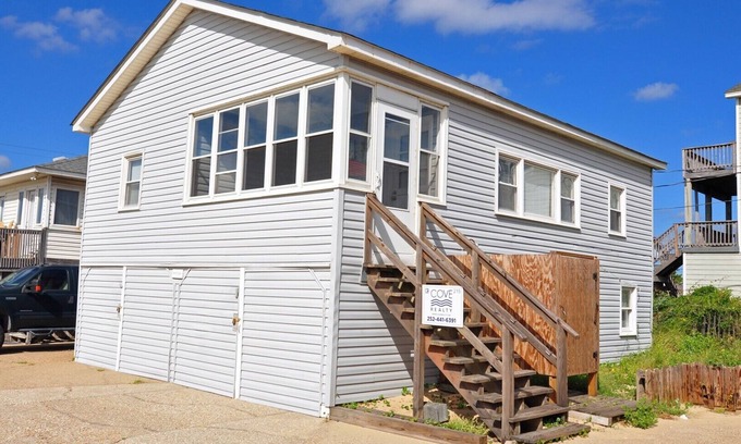 South Nags Head House | 215 - Ocean Side Rental Home in South Nags Head within Steps to the Beach