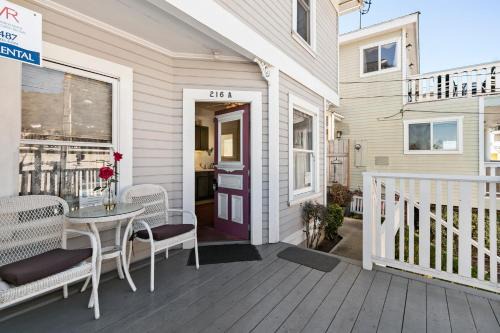 Avalon House | 216WA 216 Whittley A