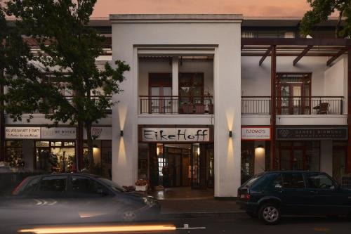 Stellenbosch Central Apartment | 22 Eikehoff Apartment