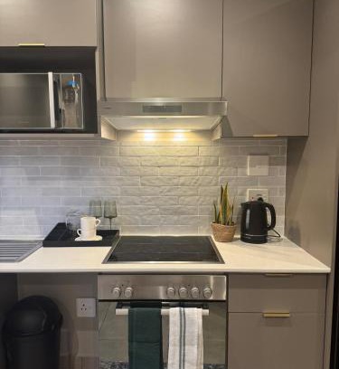 Sandown Apartment | 22 Fredman Drive, Sandton Central