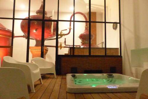 Saint-Fort-sur-Gironde Bed & Breakfast | 22 m² Bed and breakfast ∙ 4 guests
