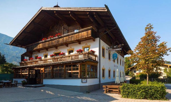 Schleching Hotel | 22 m² Hotel ∙ 2 guests