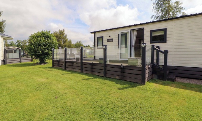 Warton Cottage | 22 YEALAND, pet friendly, with a garden in Carnforth