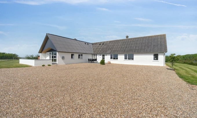 ster Assels House | 220 m2 holiday home for 10 people with fjord view and wildlife bath