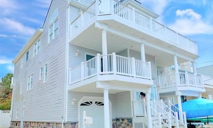 Townsend's Inlet Condo | 222 79th Street East