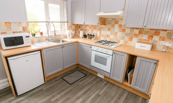 Pembroke Dock Cottage | 23 CHARLES THOMAS AVENUE, family friendly in Pembroke Dock