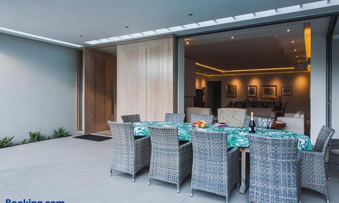 Claremont House | 23 Grace