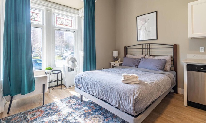 South End Apartment | 230 Downtown Studio Apartment