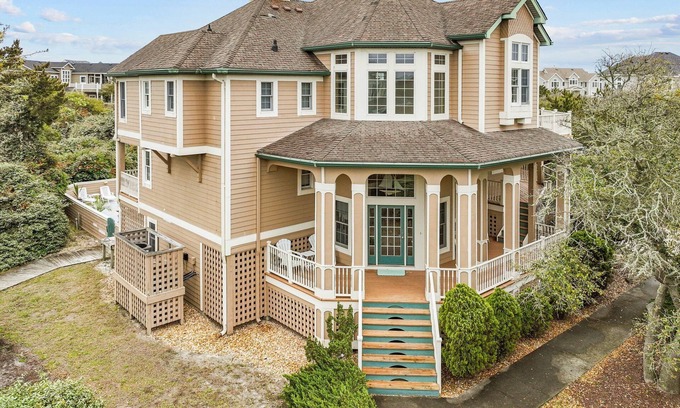 Pine Island House | 2303 - Spare Time, Beautiful Private Home with Amenities and Walkway Next Door