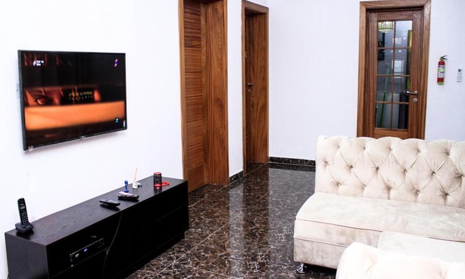 Lekki Phase 1 Apartment | 24/7 Luxury Apartment