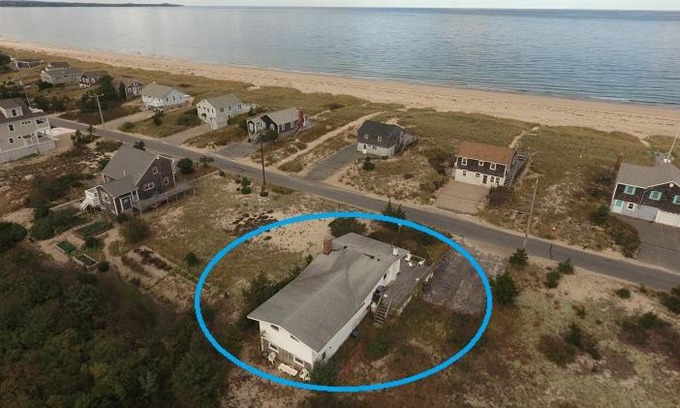 Sagamore Beach House | 244 Phillips Rd