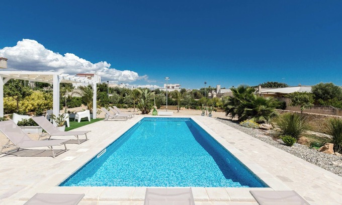 San Pietro in Bevagna Villa | 2494 Villa Tina Maria by Perle di Puglia
