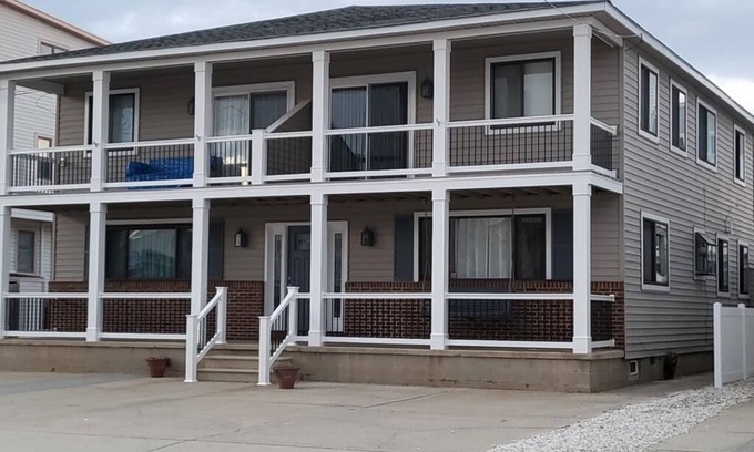 Townsend's Inlet Condo | 25 76th Street, Unit:East