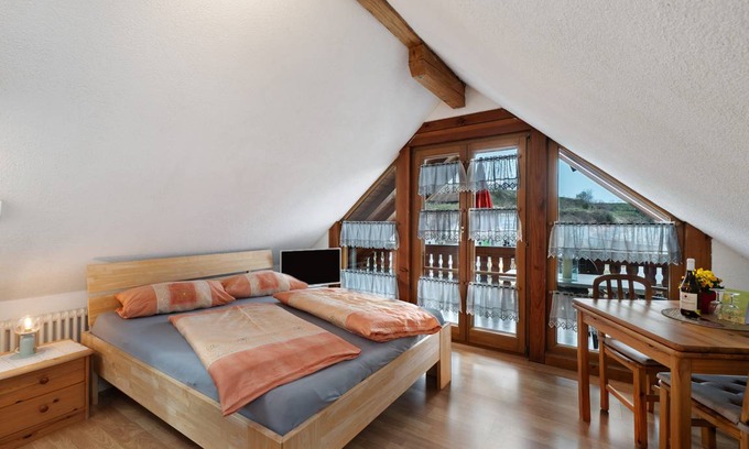 Kiechlinsbergen Resort | 25 m² Private room ∙ 1 bedroom ∙ 3 guests