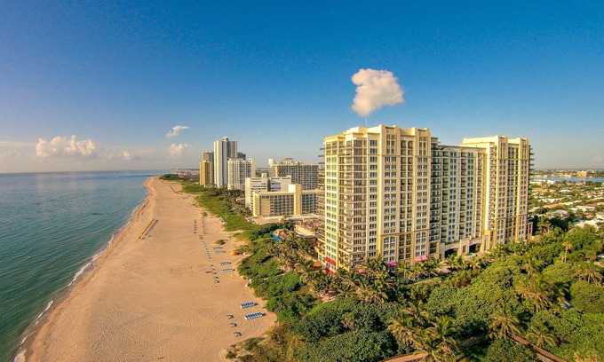 Singer Island Condo | 25% Off Oceanview Penthouse in Palm Beach Resort and Spa #2105