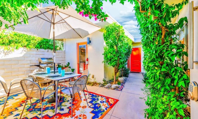 Old Las Palmas Apartment | 25%Off Sept 4-7 Walk 2 DwTn Great Reviews Pool/Spa