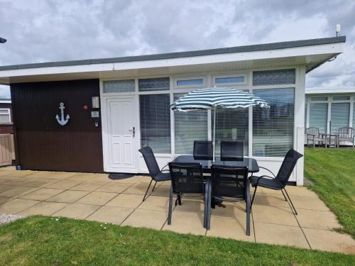 Chichester Ski Chalet | 25. Valencia