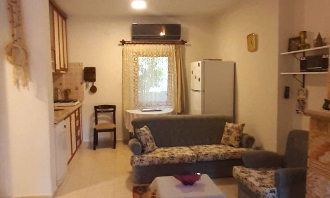 Turunc House | 250m to the Beach - Fully Furnished - Fast Wi-Fi