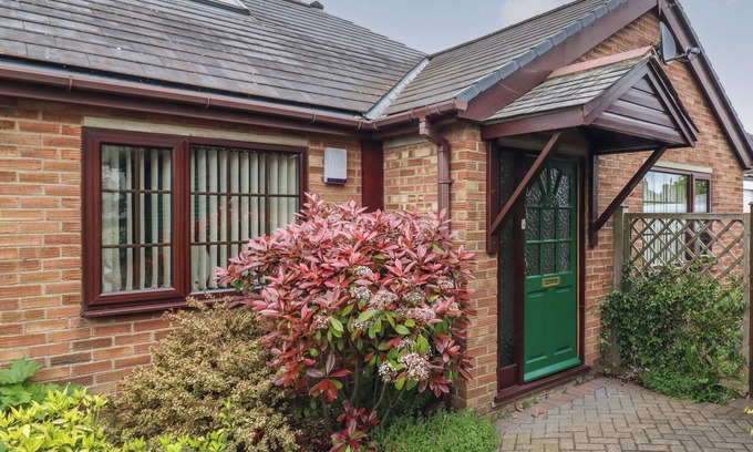 Colchester House | 256 LONDON ROAD, character holiday cottage in Colchester