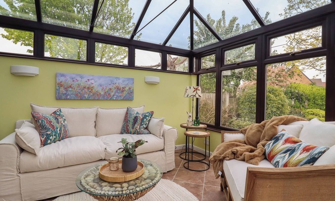 Colchester Cottage | 256 London Road