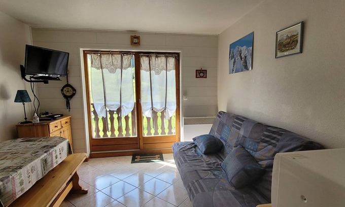 Station de Drouzin le Mont Apartment | 25m² Studio, balcony, perfect for 4 in the mountains