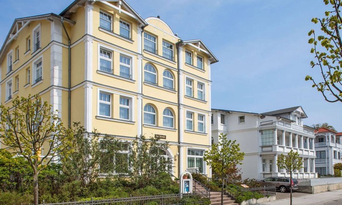 Sellin Villa | 26 m² Villa ∙ 1 bedroom ∙ 2 guests