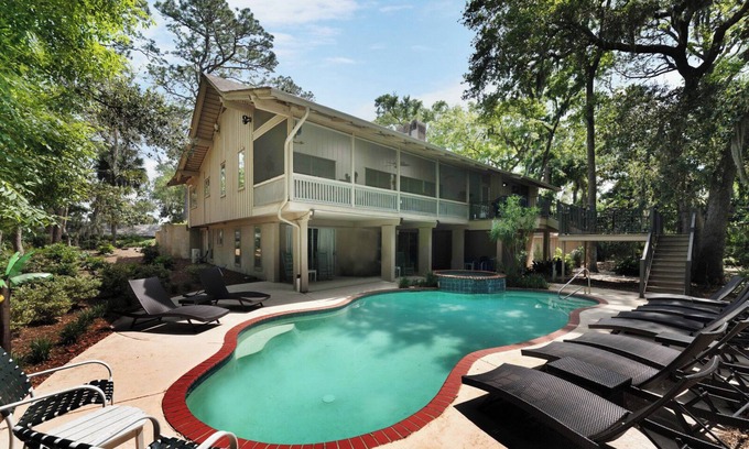 Beach Lagoon House | 26 W Beach Lagoon - Beautifully Decorated 3rd Row Ocean Home in Sea Pines