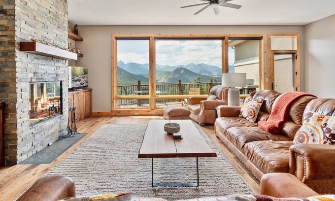 Windcliff Estates Condo | 270 m² Condo ∙ 3 bedrooms ∙ 8 guests