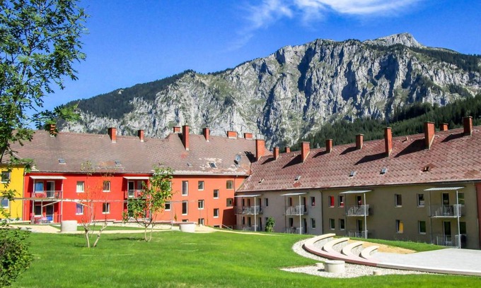 Eisenerz House | 270 m² House ∙ 8 bedrooms ∙ 27 guests