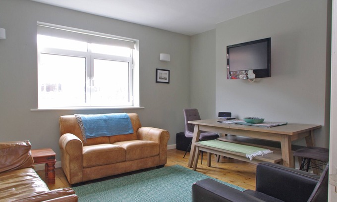 Waterloo Apartment | 275 sq m Waterloo Sunsets & World Class Theatre