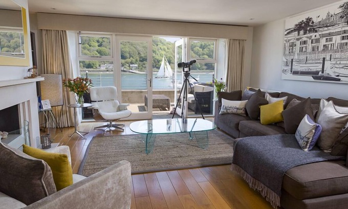 Dartmouth Cottage | 28 DART MARINA, family friendly, luxury holiday cottage in Dartmouth