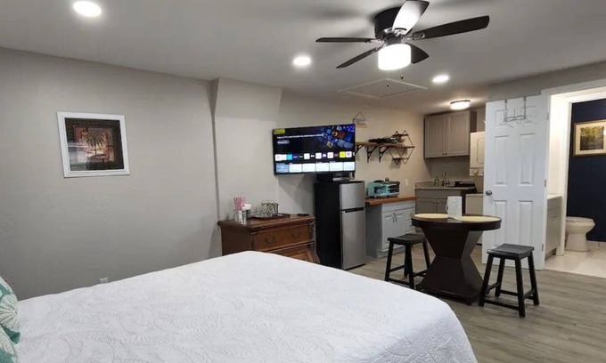 Jasmine Lakes Apartment | #28 @Little Belleview by Joyful Moments Vacation