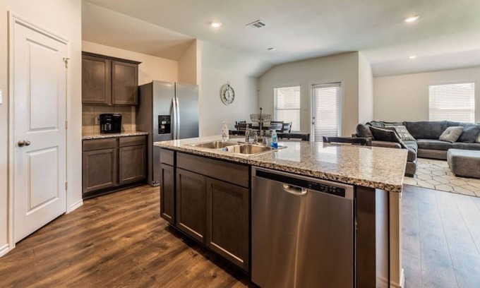 Seagoville House | 2803 Rowland Dr · Welcoming and Radiant 4 Bedroom Home in Seagoville