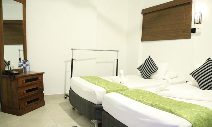 Kandy House | 281 Kandy City Hostel & Rooms