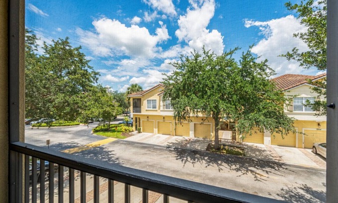 West Kissimmee Apartment | 2819 - Cozy 2 Bedroom Near Disney