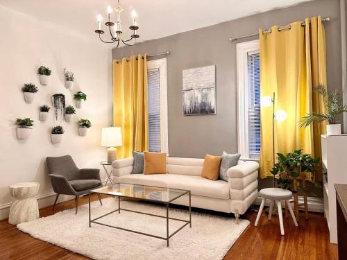 Wayland Apartment | 2B1B,Private Kitchen,Walk to Everything! Brown&RISD