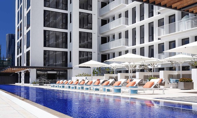 Spring Hill Apartment | 2B2B City Views + Parking