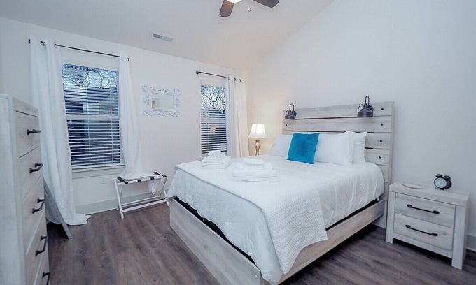 South Nashville House | *2bd/2.5bth Townhome 10 mins from Downtown* #D