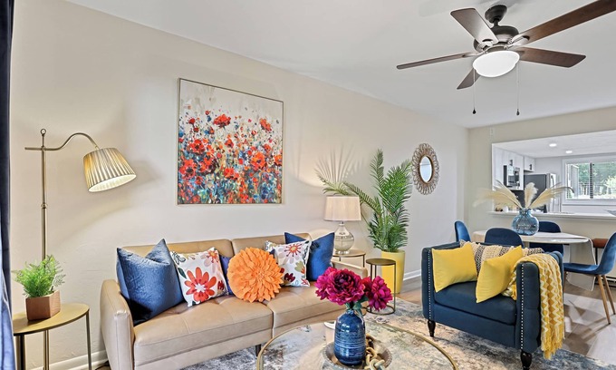 Montgomery Condo | 2bd/2ba Condo * Pool * Renovated * Dogs Welcome * Condo in Savannah*30+ day stay