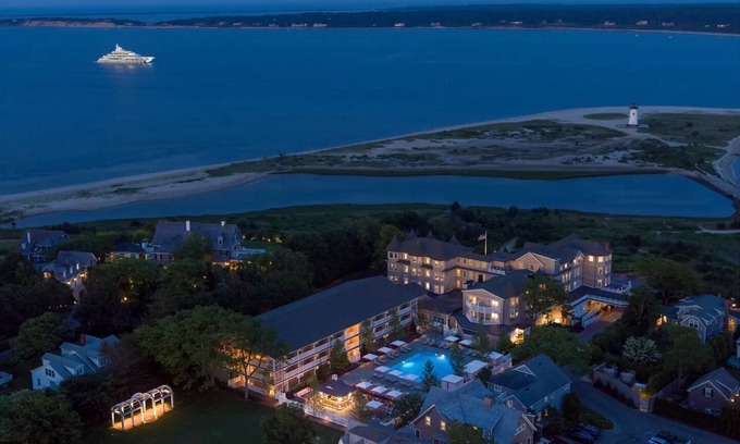 Edgartown Cottage | 2bdrm Captains Cottage Steps to Beach and Downtown Edgartown with Pool!