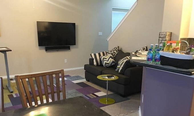 Humble House | 2BdRm Townhouse - Houston (Humble/IAH)